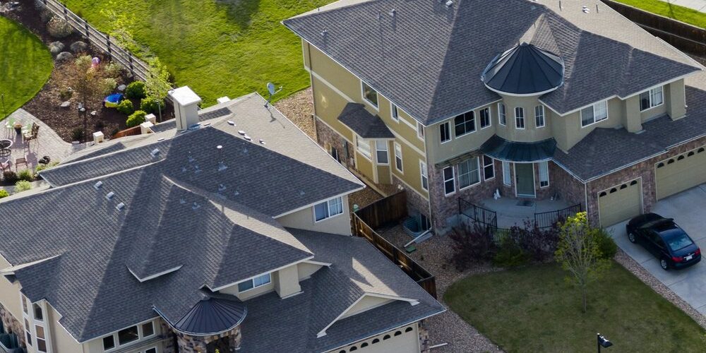 RoofMaintenance Roofs of houses that need maintaining